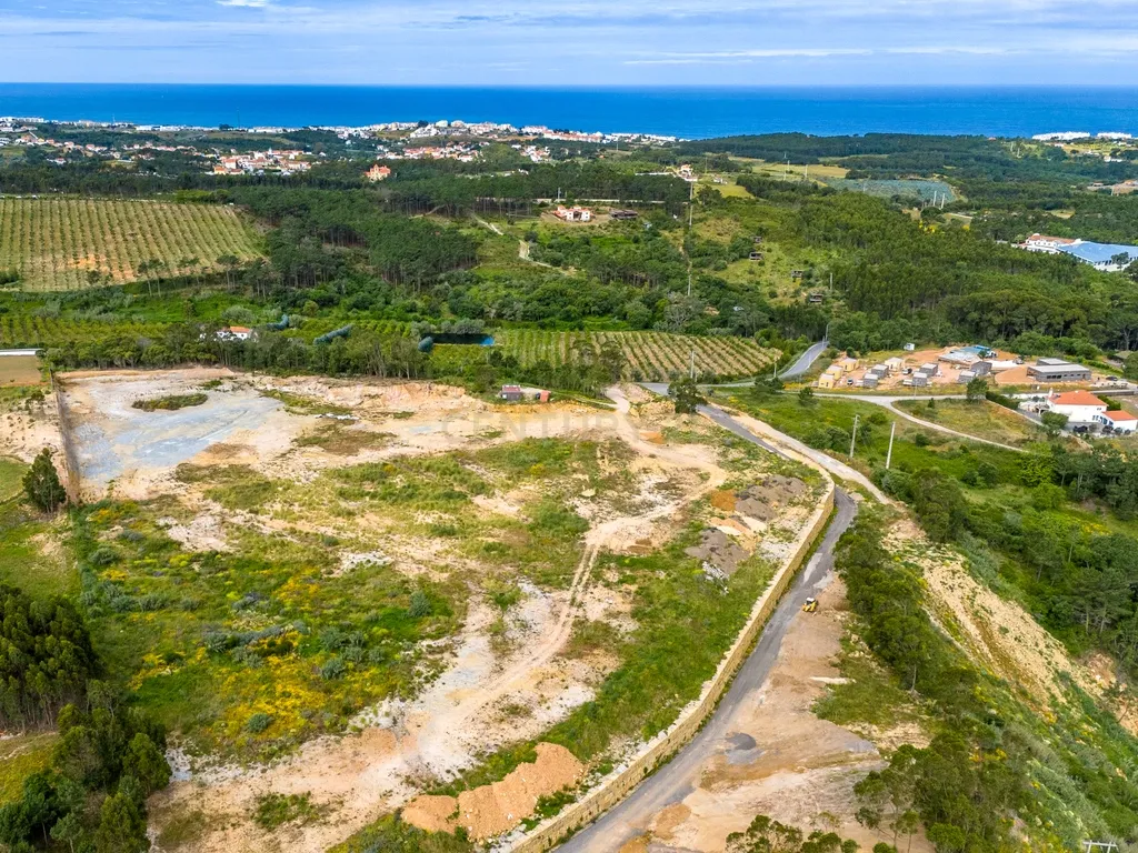 Terreno com 21985.97m2 para Construção de Armazéns Industriais 7837.30m2 - Image 23