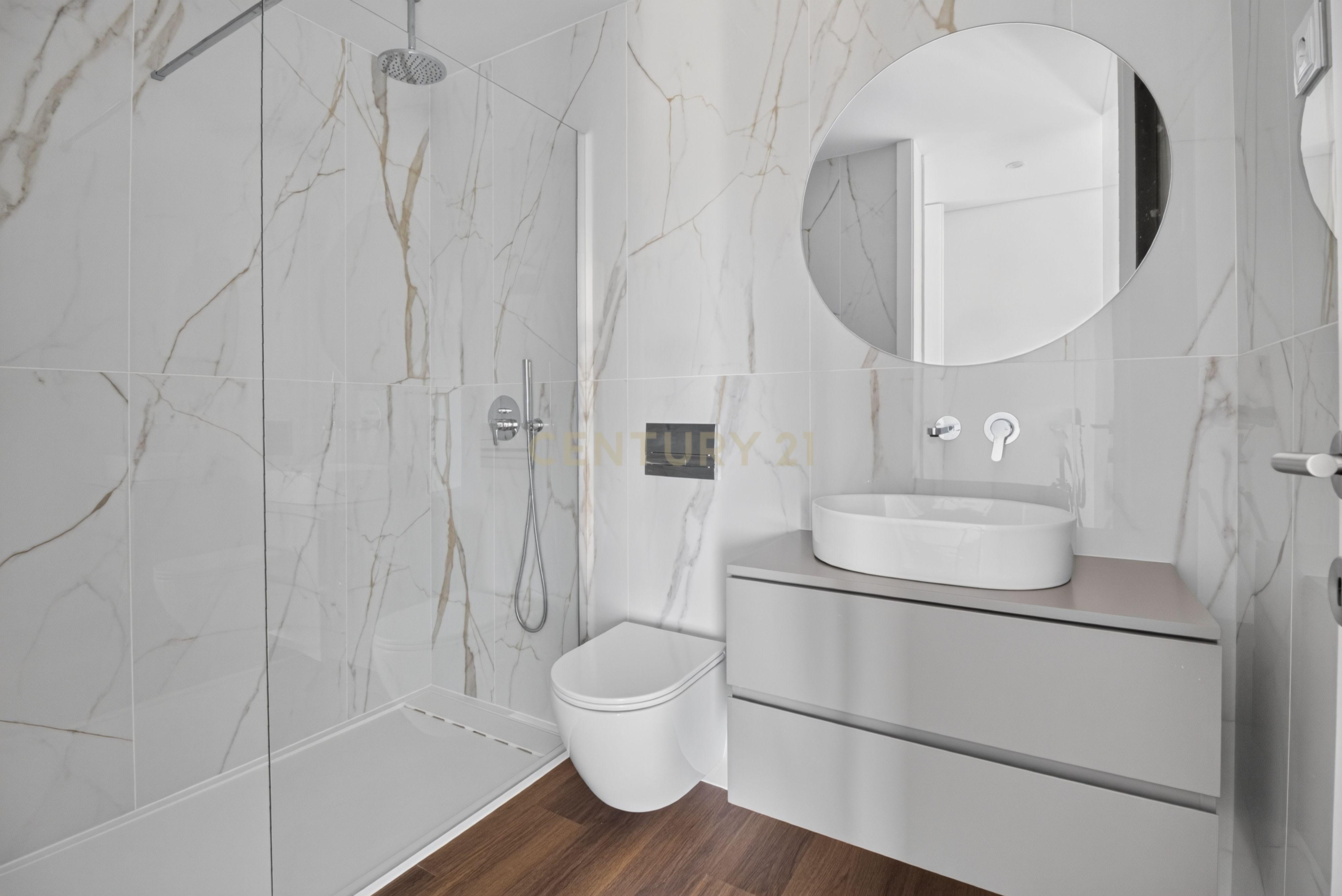 Fotografia 11 de T3 Novo em Ferreiros, Braga | Suíte e 2 Quartos com Closet e Varanda Panorâmica