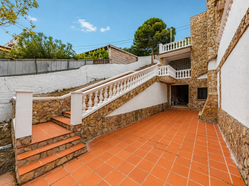 Casa ou vivenda independente na Calle Camamilla, Aiguaviva Parc, Vidreres, Girona, Costa Brava. - Image 35