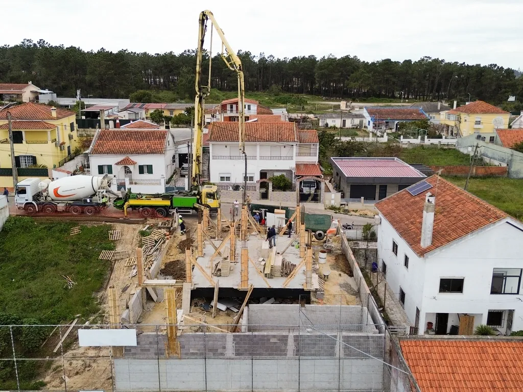 Moradia Nova em Construção – Fernão Ferro - Image 41