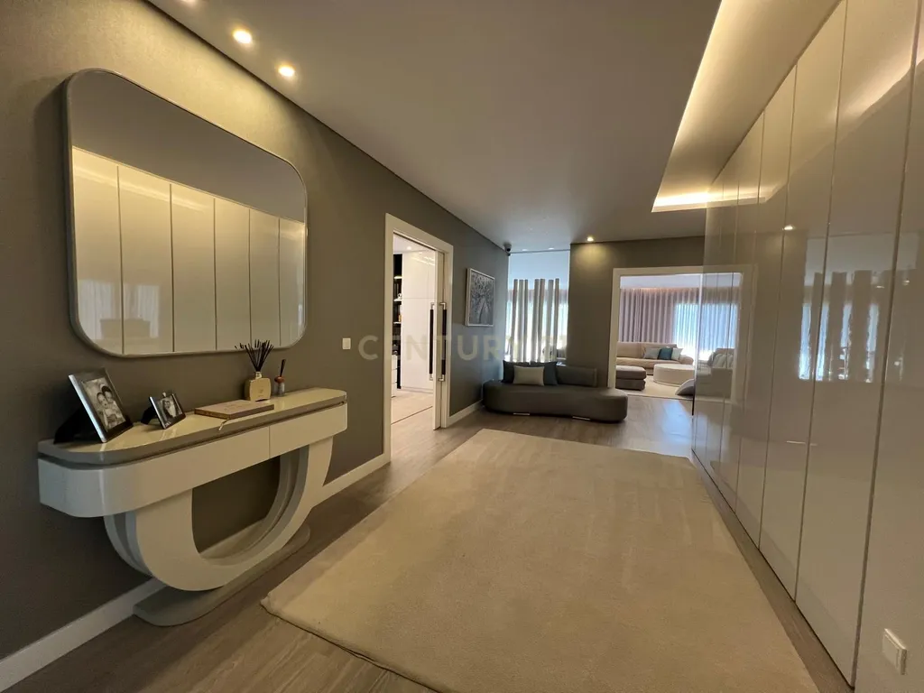 Apartamento Exclusivo T4+1 na prestigiada Quinta da Oliveira - Caldas da Rainha - Image 1
