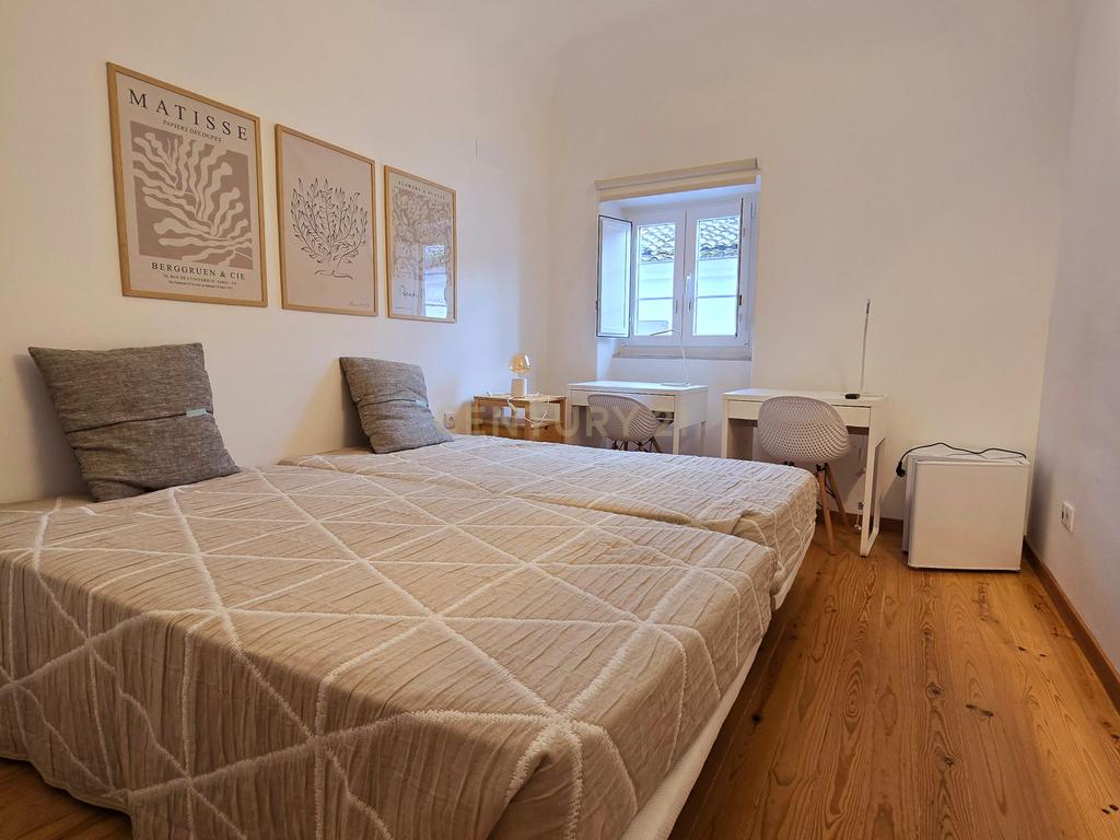 Moradia T6 Duplex no Centro Histórico de Évora – Ideal para Alojamento Local ou Arrendamento Estudantil - Image 44