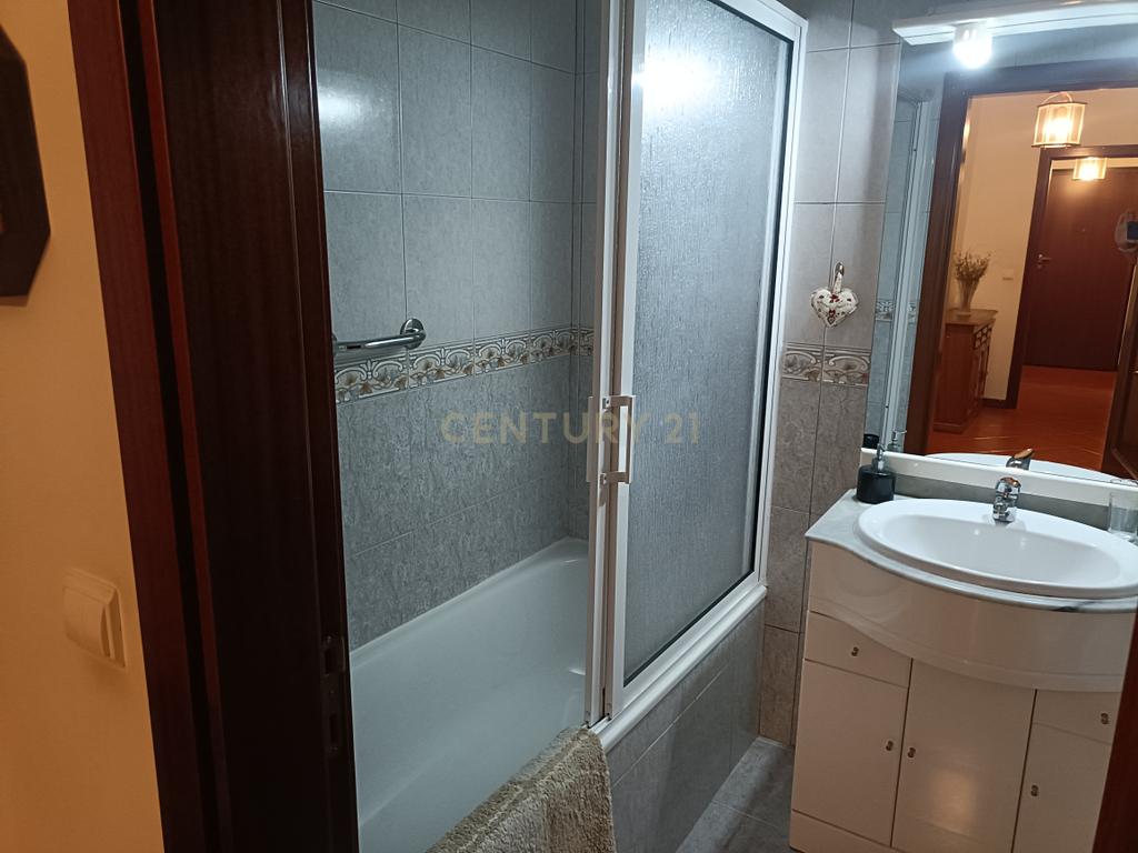 Apartamento T3 com box| Oliveira do Hospital, Coimbra - Image 17
