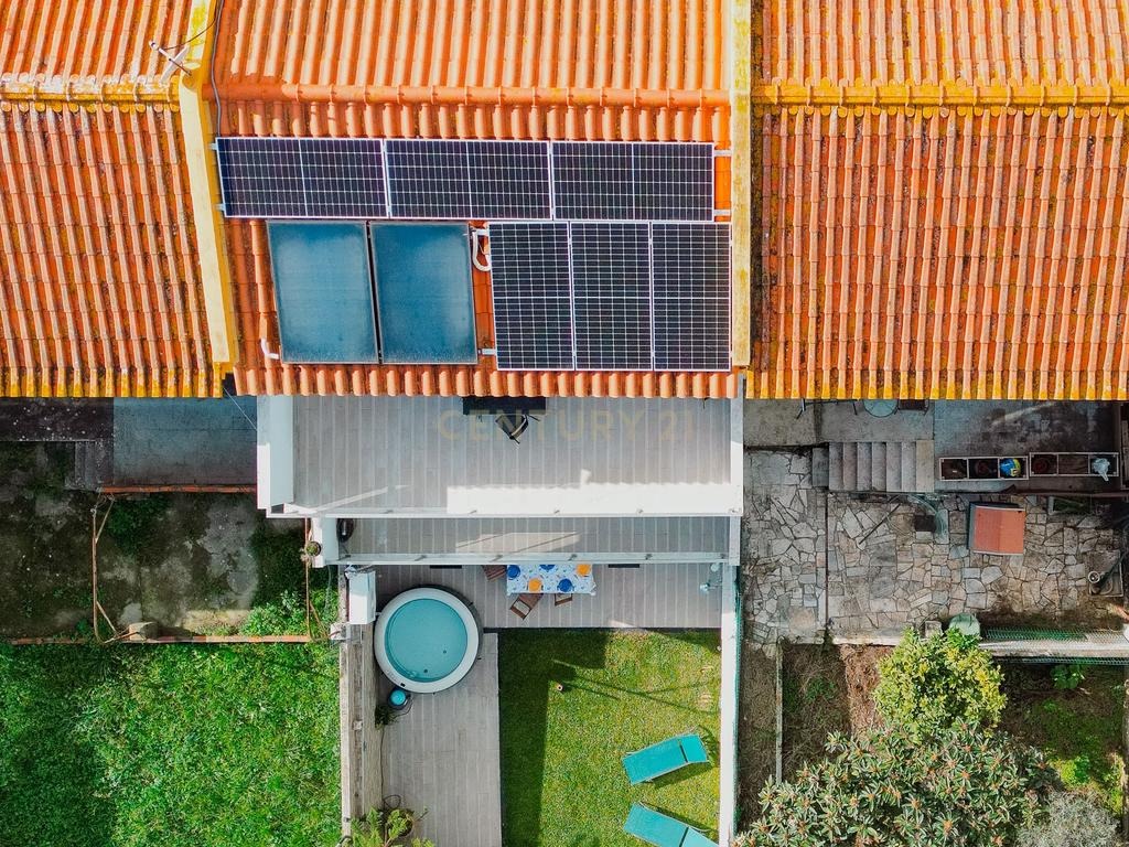 Moradia T4+1 com garagem no Bairro da Petrogal - Bobadela - Image 31