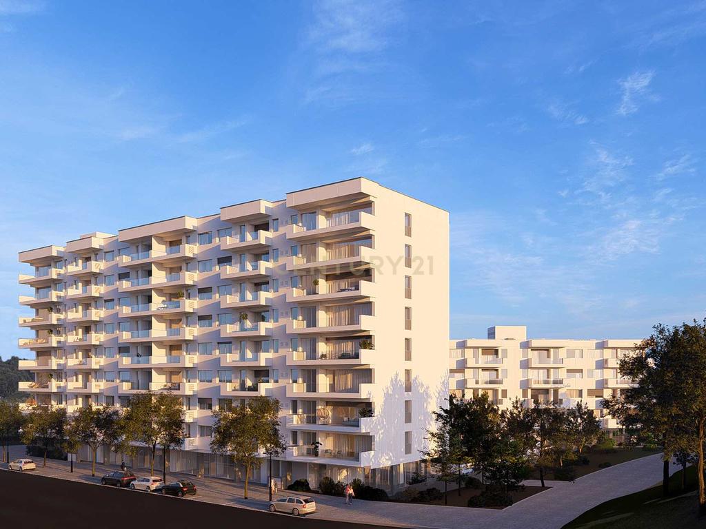 Condomínio do Sobreiro | T2 com 100m2 em Matosinhos, Senhora da Hora, junto ao Metro - Image 29