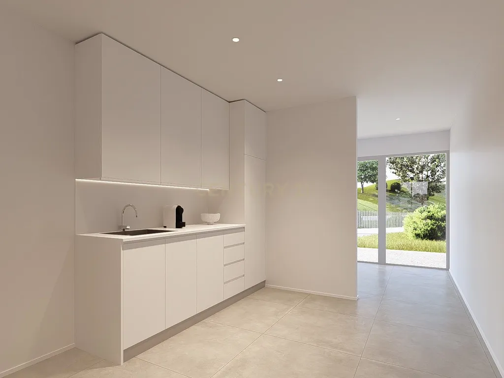 Condomínio do Sobreiro | T2 com 151m2 em Matosinhos, Senhora da Hora, junto ao metro - Image 45