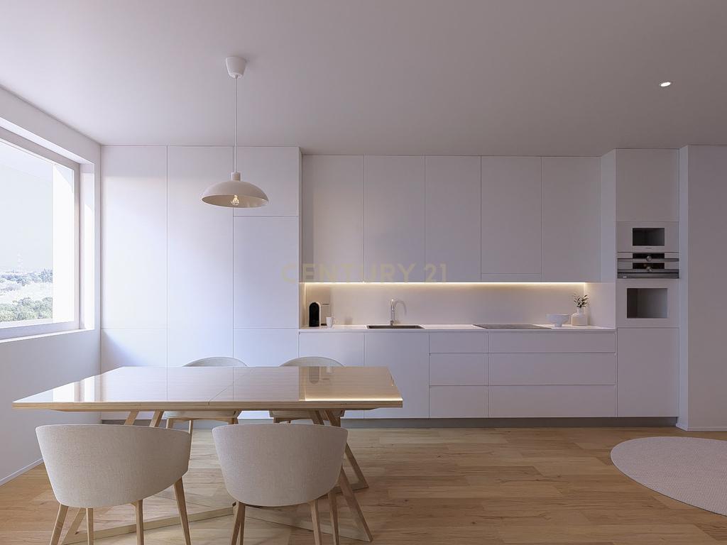 Condomínio do Sobreiro | T1 com 70m2 em Matosinhos, Senhora da Hora, junto ao Metro - Image 5