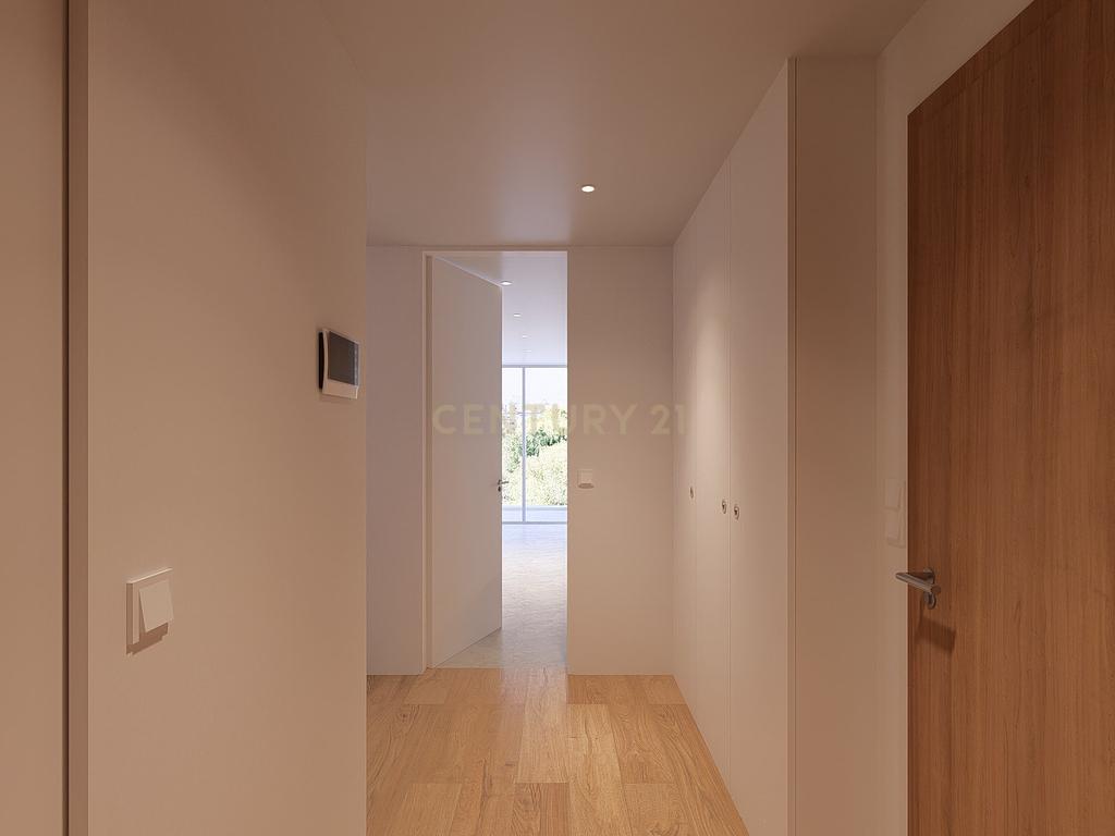 Condomínio do Sobreiro | T3 com 167m2 em Matosinhos, Senhora da Hora, junto ao metro - Image 14