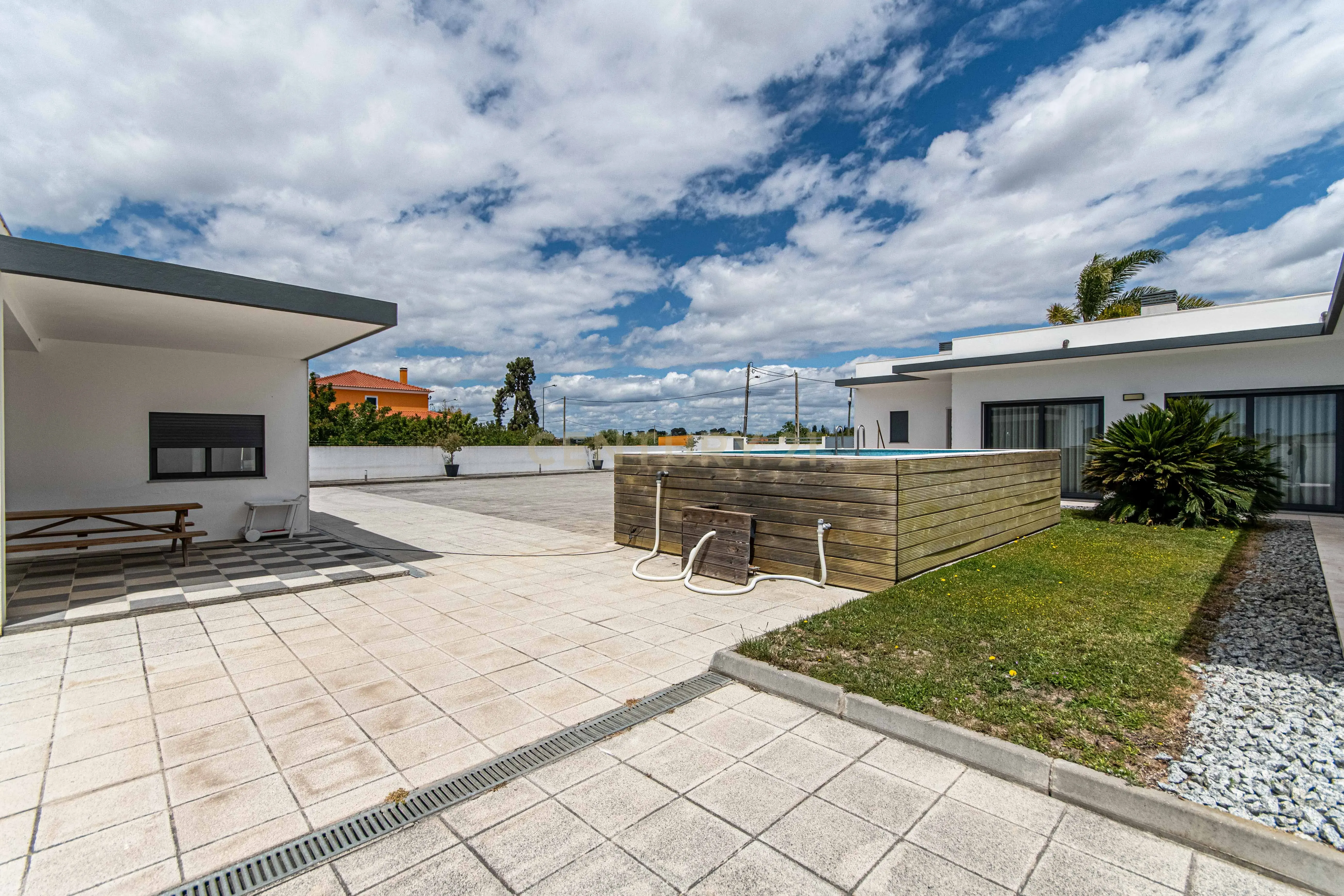 Moradia Térrea T4 no Montijo — Isolada, Moderna e com Piscina - Image 41