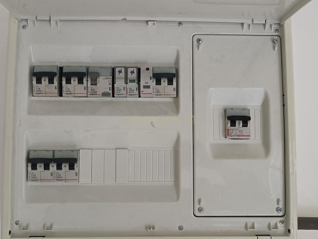 undefined - Image 6