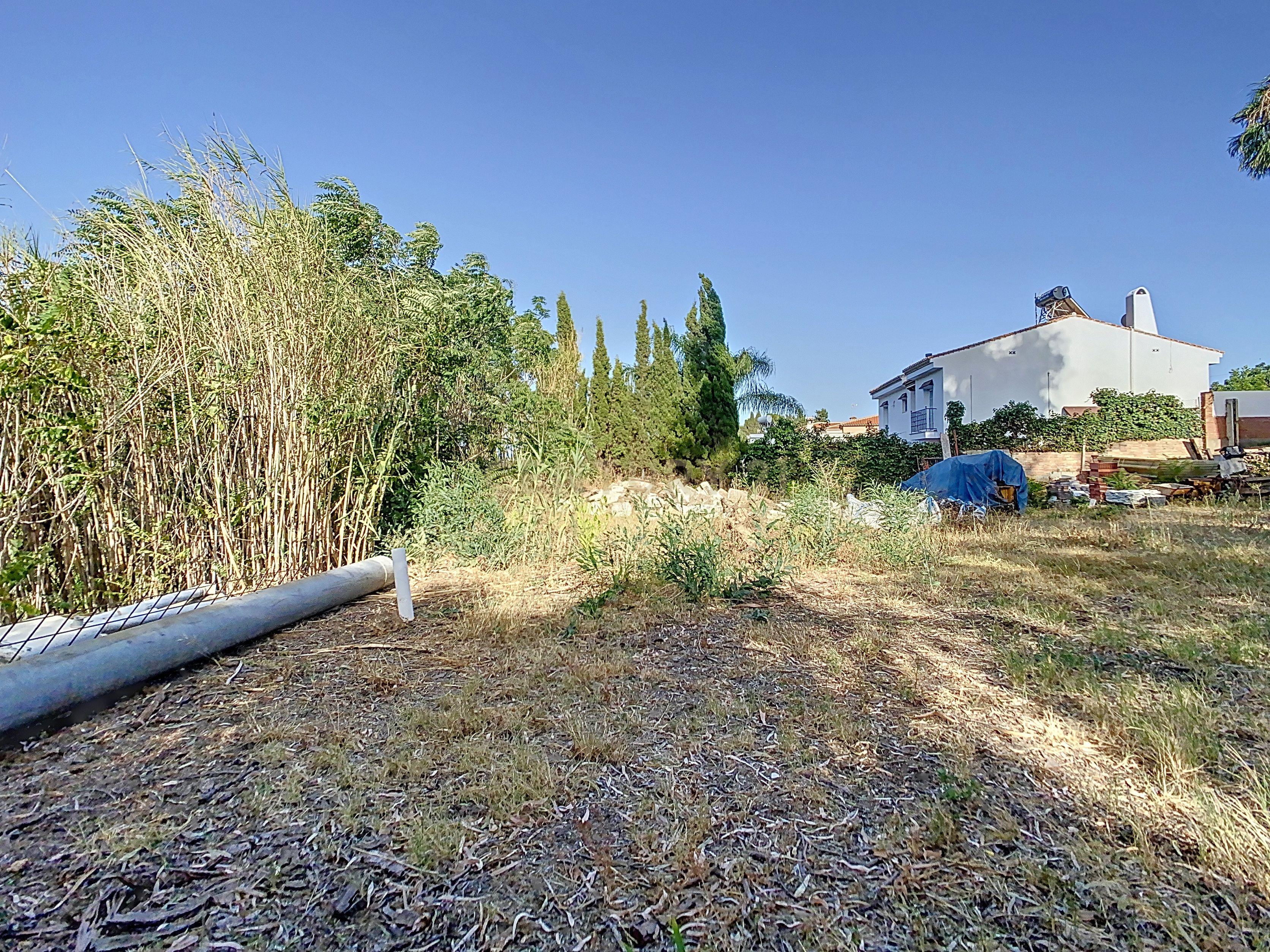Terreno urbano consolidado para venda em Churriana - Málaga - Image 12