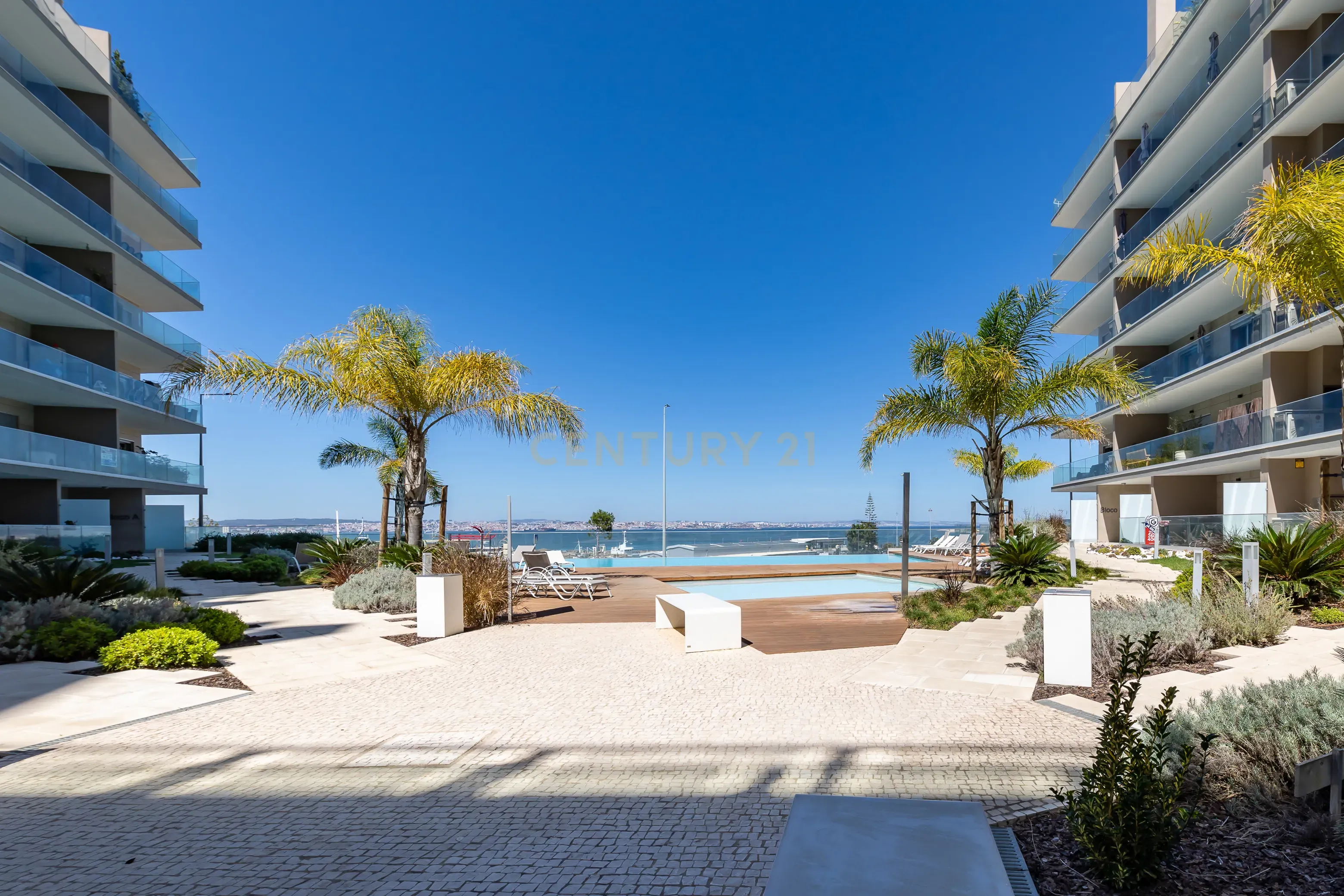Apartamento T3 em Condomínio de Luxo - One River, Seixal - Image 54