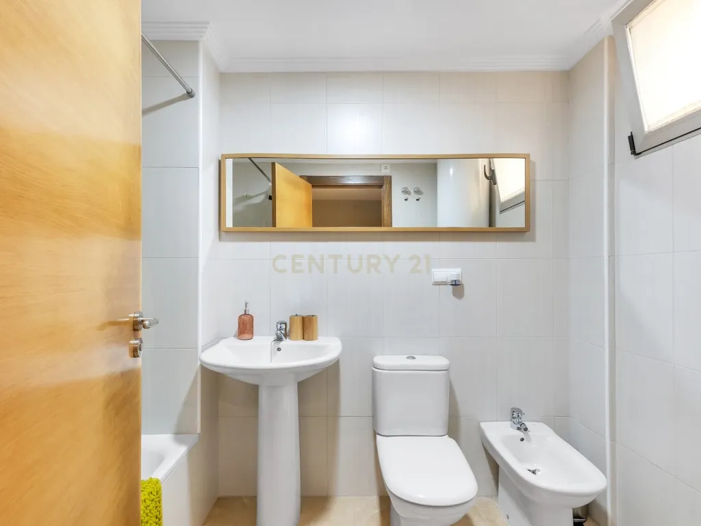 Apartamento virado a sul perto da praia de La Mata - Image 18