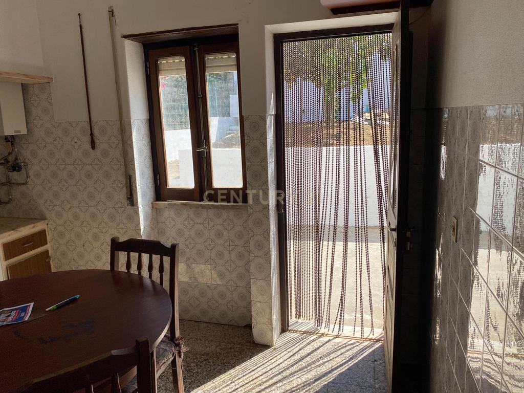 Moradia V3 com garagem e armazém Torres Vedras - Image 20