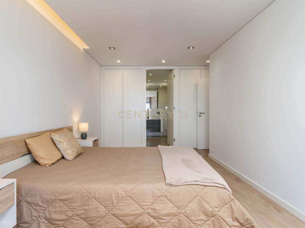 Duplex no Parque Luso em Corroios - Image 19