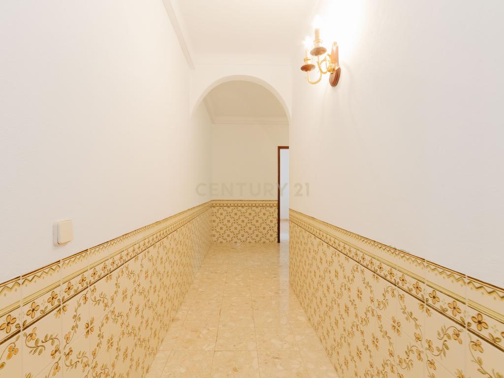 Moradia para Arrendamento — Conforto e Tranquilidade - Image 9