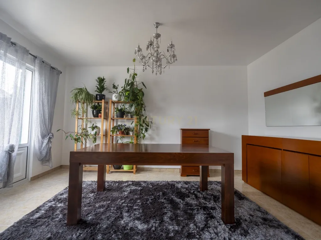 Excelente Moradia T3 com Garagem – Espaço, Luz e Acabamentos de Qualidade - Image 13