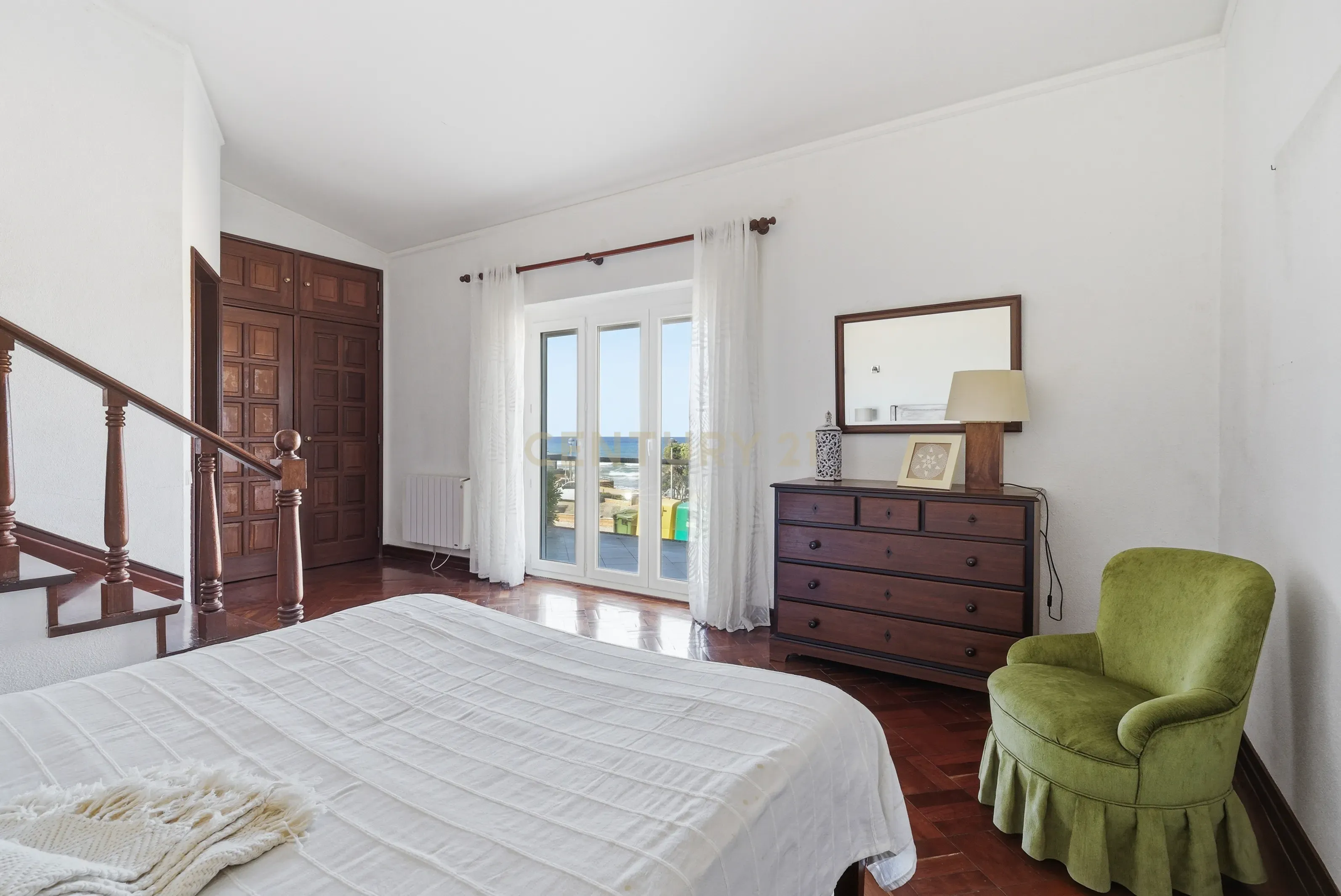 Fotografia 5 de Moradia com Vistas de Primeira Linha de Mar em Praia da Areia Branca - Lourinhã