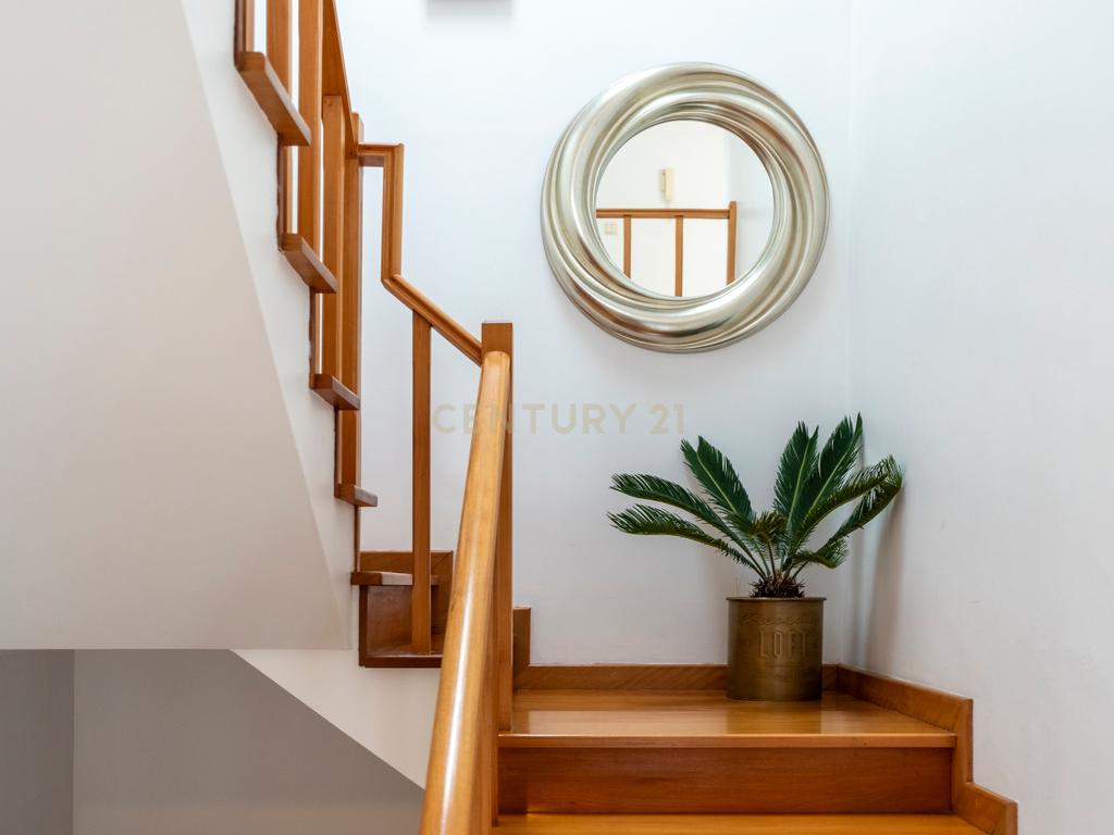 Excelente Moradia T3 com Garagem – Espaço, Luz e Acabamentos de Qualidade - Image 14