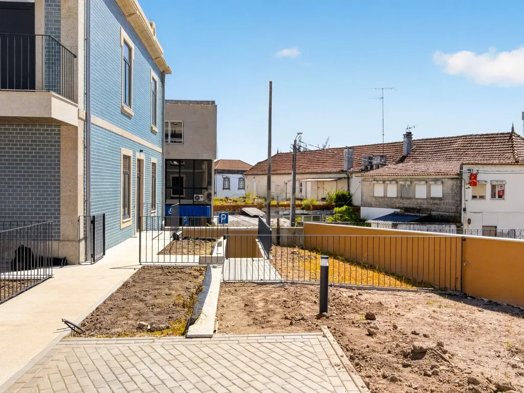 Novo Apartamento/Moradia Duplex com Terraço – Barroselas, Viana do Castelo - Image 9