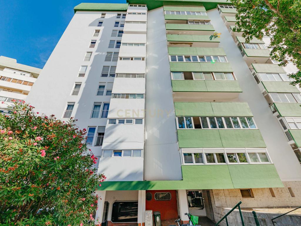 Apartamento T3 à Venda – Olivais, Rua Cidade da Beira - Image 57