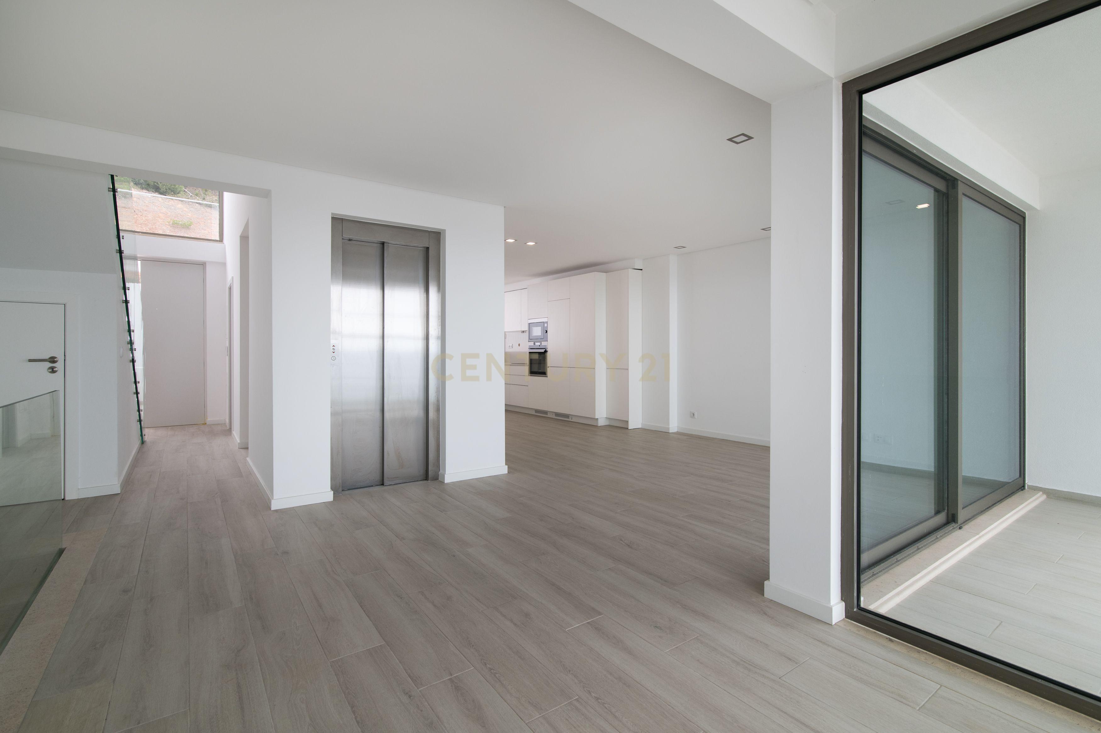 Condomínio Villas d’Ouro – Exclusividade e Conforto no Coração de Sesimbra - Image 12