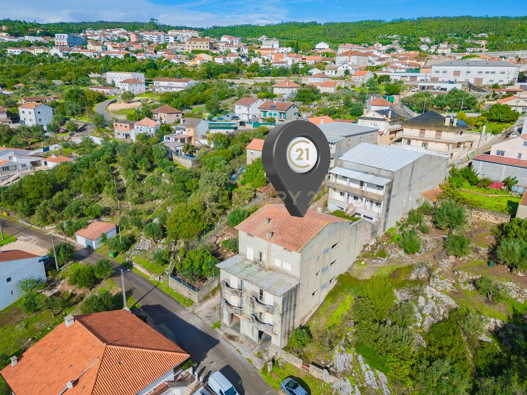 CONJUNTO MORADIA, 4 APARTAMENTOS E PAVILHÃO - Image 71