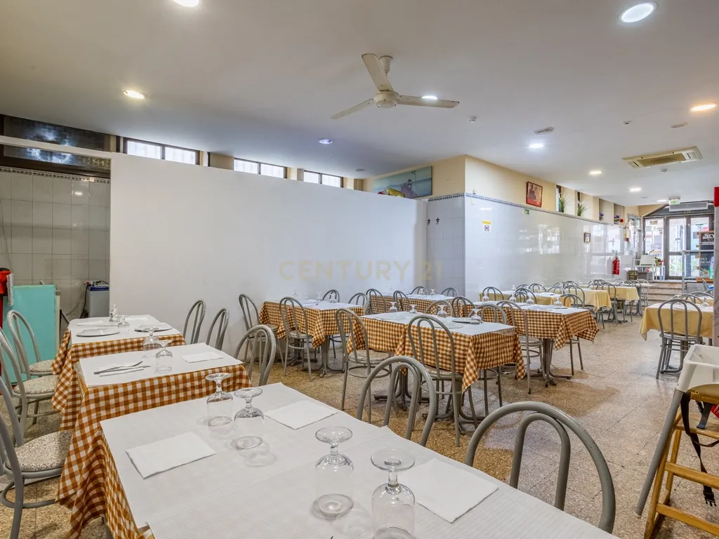 Restaurante para Trespasse em Sacavém - Image 1