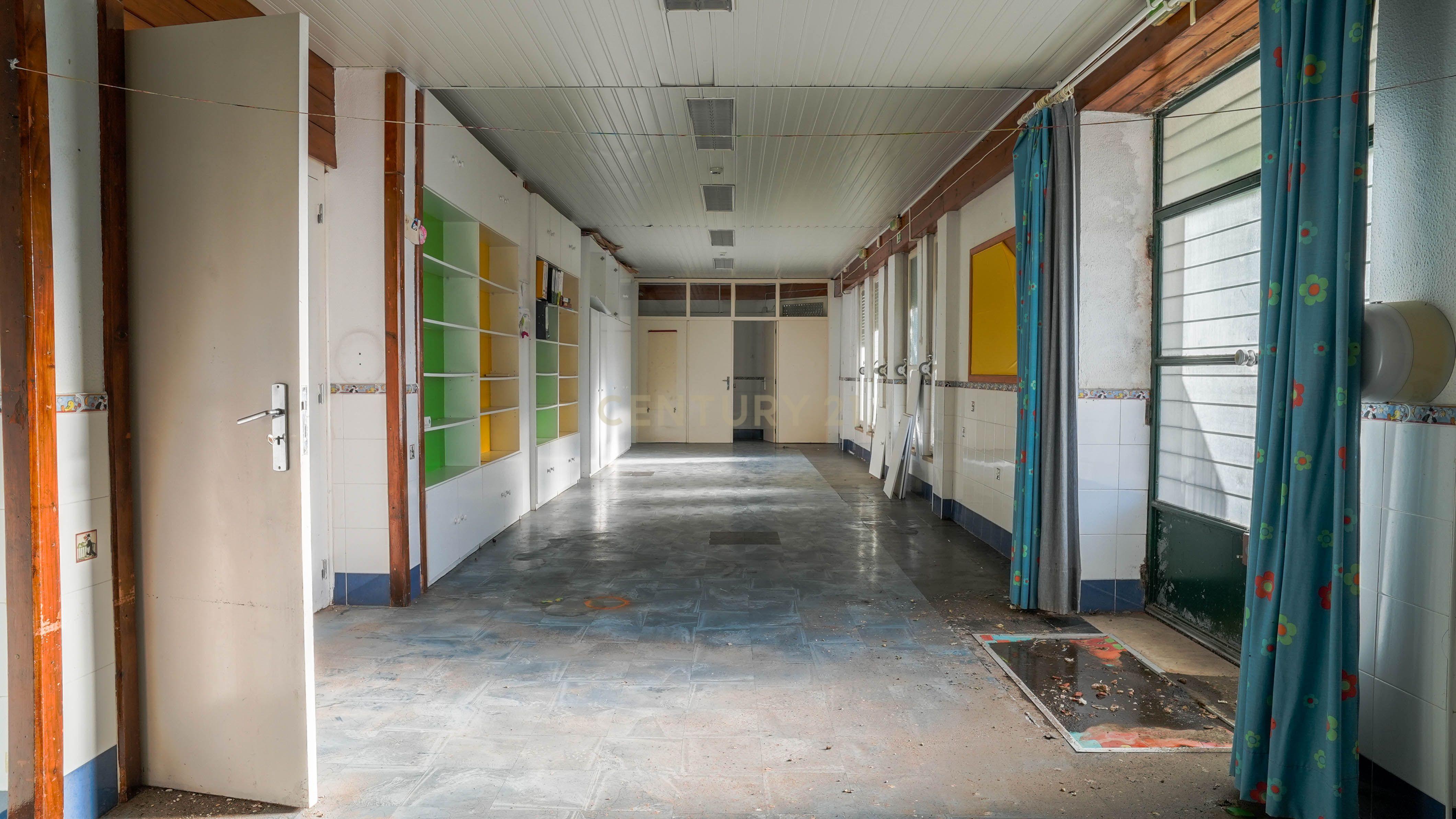 Espaço Versátil com Localização Privilegiada - Image 12