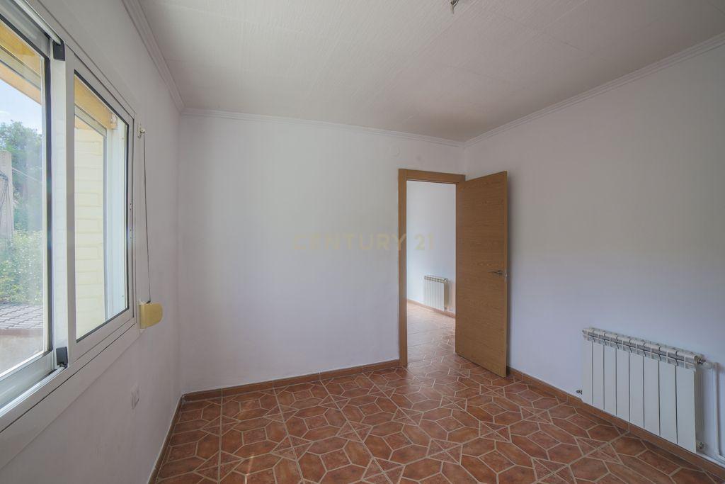 undefined - Image 31