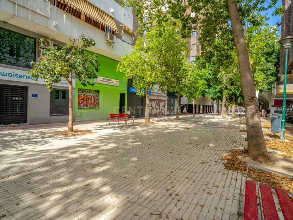 TRESPASSE NO CENTRO DE MÁLAGA – 2 LOJAS EM 1 + POSSIBILIDADE DE MORADIA - Image 26