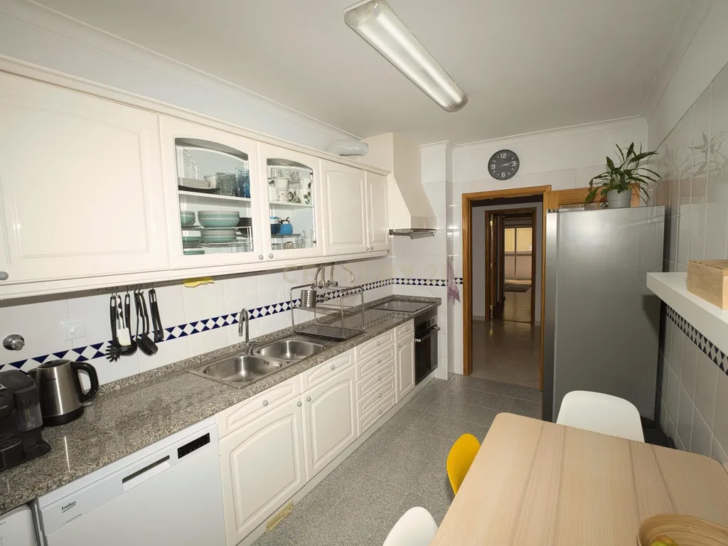 Apartamento T3 com garagem em box e Wallbox | São Domingos de Rana, Cascais - Image 3