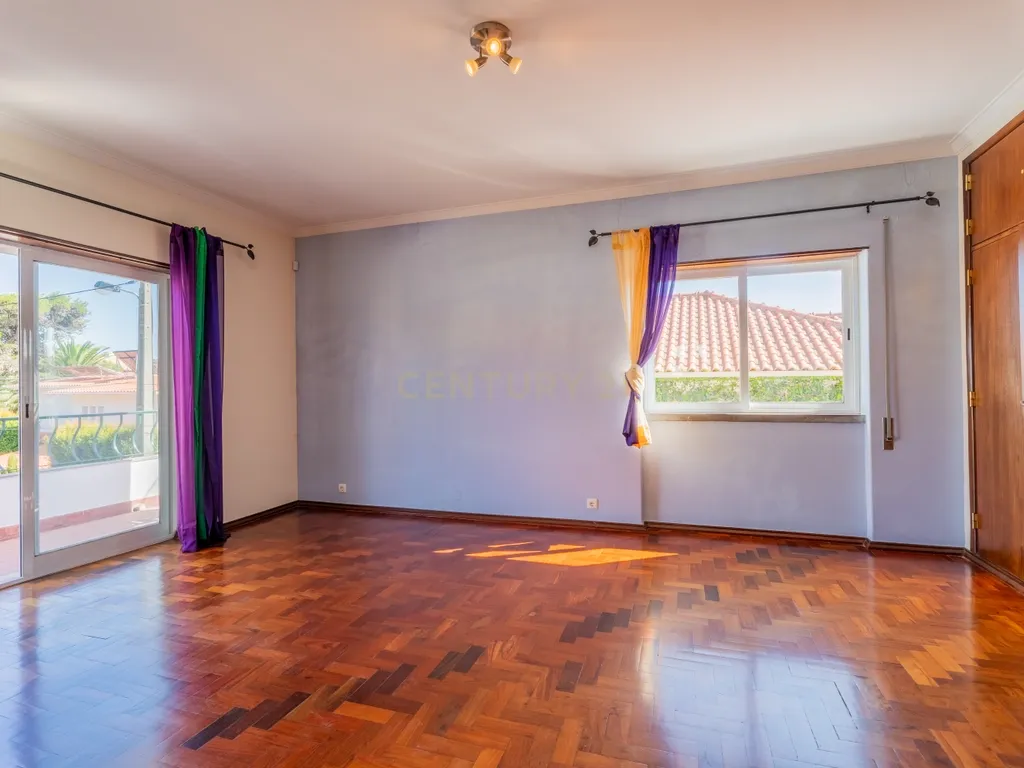 Moradia T4 com jardim no Bairro do Rosário, Cascais - Image 31