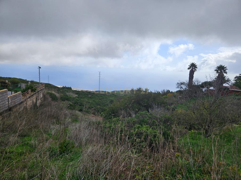 undefined - Image 1