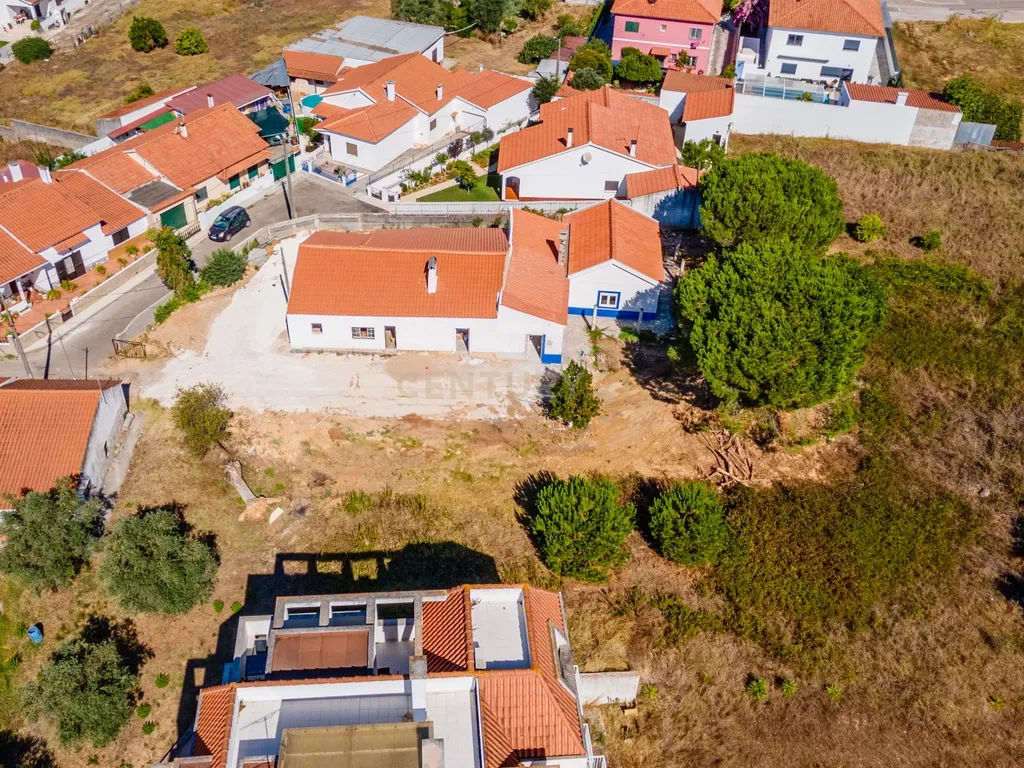 3 excelentes moradias em Santarém - Image 1