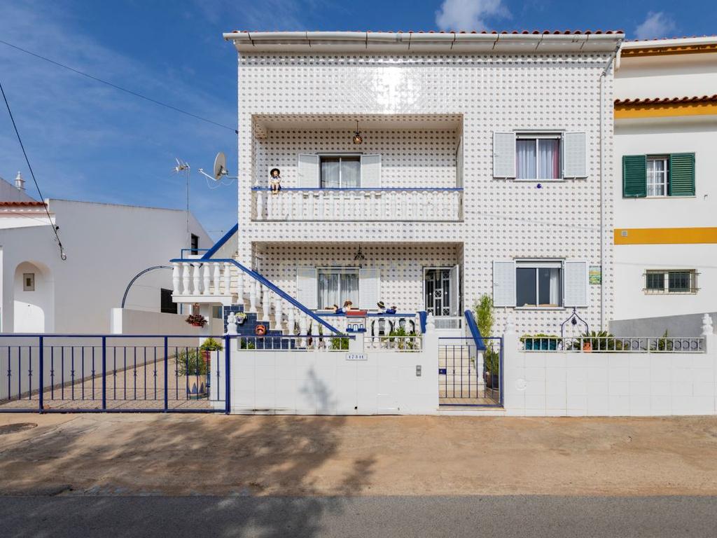 Andar de moradia de Tipologia T2 com sótão em Almiranta - Bernardinheiro - Tavira - Image 2