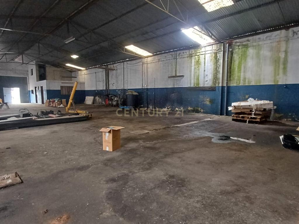 Armazéns na Zona Industrial de Almeirim - Image 10