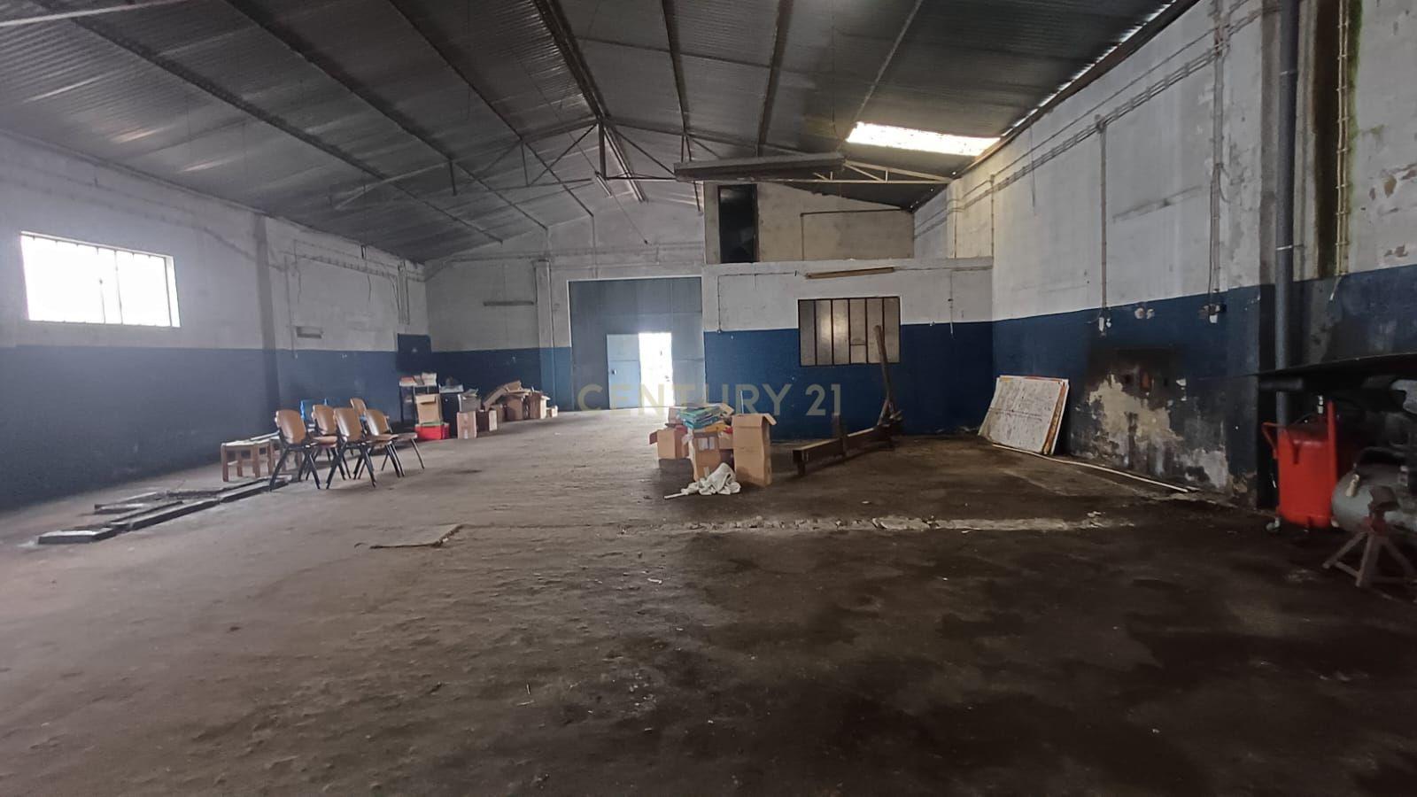 Armazéns na Zona Industrial de Almeirim - Image 12