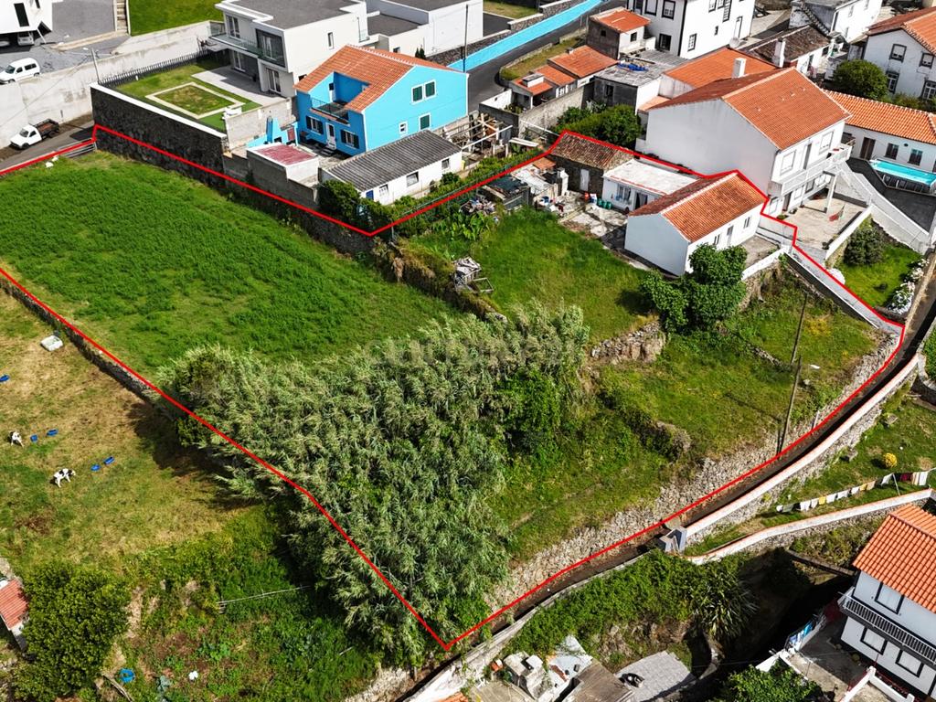 T2 com Terreno para Construção — Ideal para Projeto Futuro - Image 3
