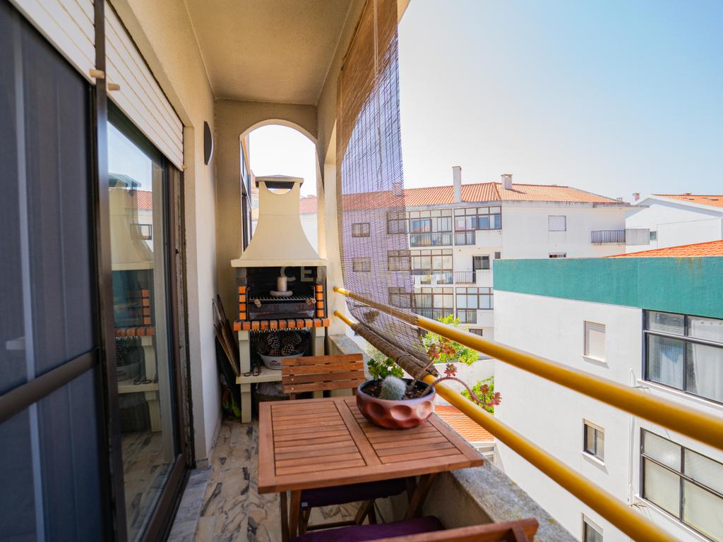 Apartamento Duplex T3+2 com Garagem Box - Image 31