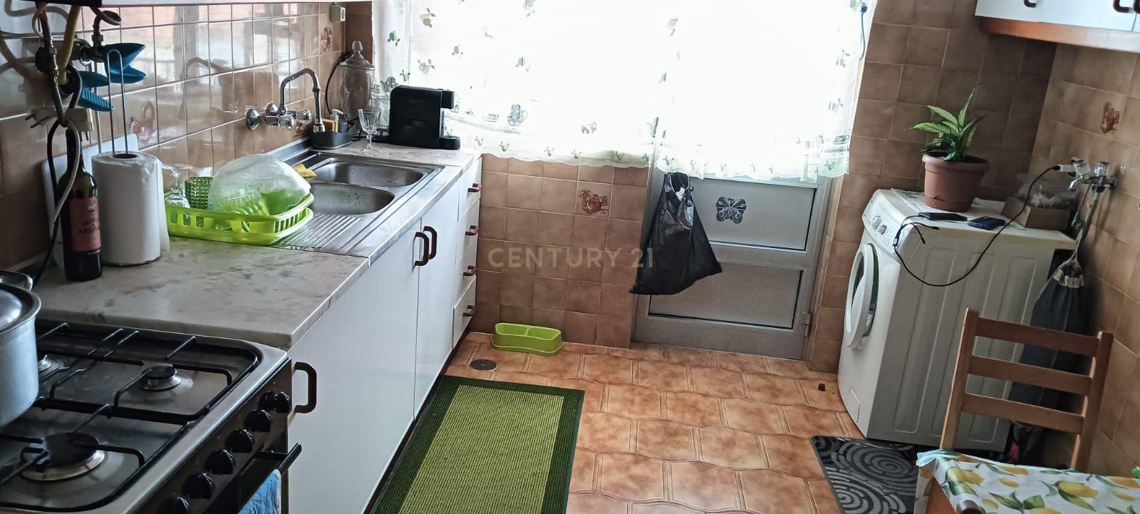 Apartamento T2 em Samora Correia com Vista Panorâmica e Boa Localização - Image 5
