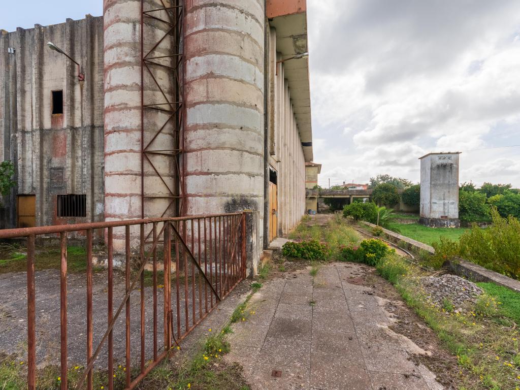 Terreno com Armazém, Moradia e Projeto pré aprovado | Excelente Oportunidade de Investimento - Image 23