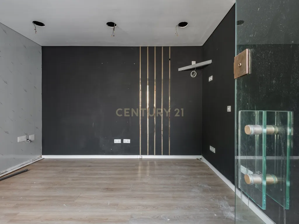 Loja para Arrendamento, Cacém - Image 7