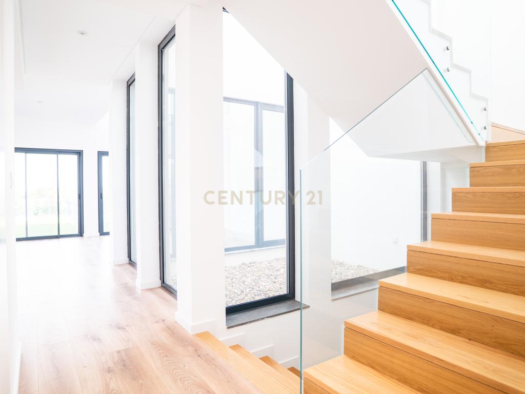 Moradia T4 – Empreendimento Sky City -  Serra de Carnaxide - Image 22
