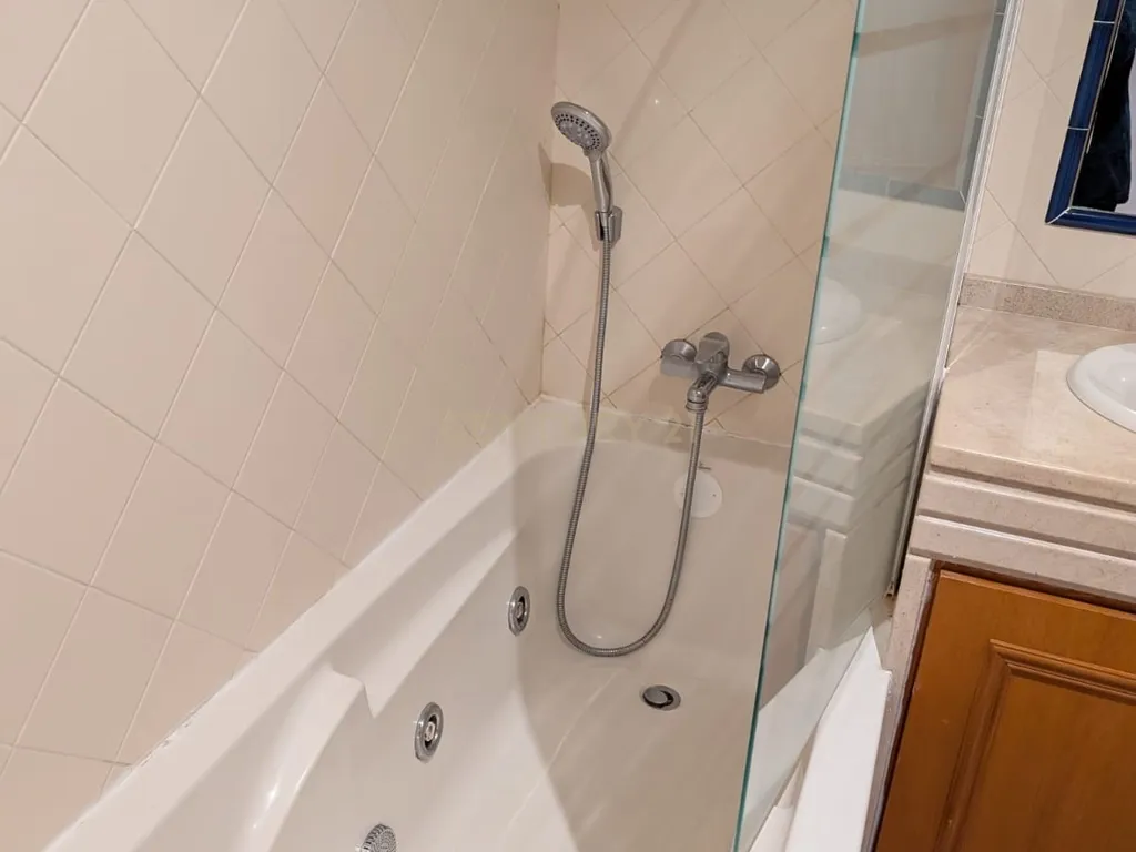 Apartamento T3 para Arrendar - Praceta Sertório Pereira, Amoreiras, Setúbal - Image 11