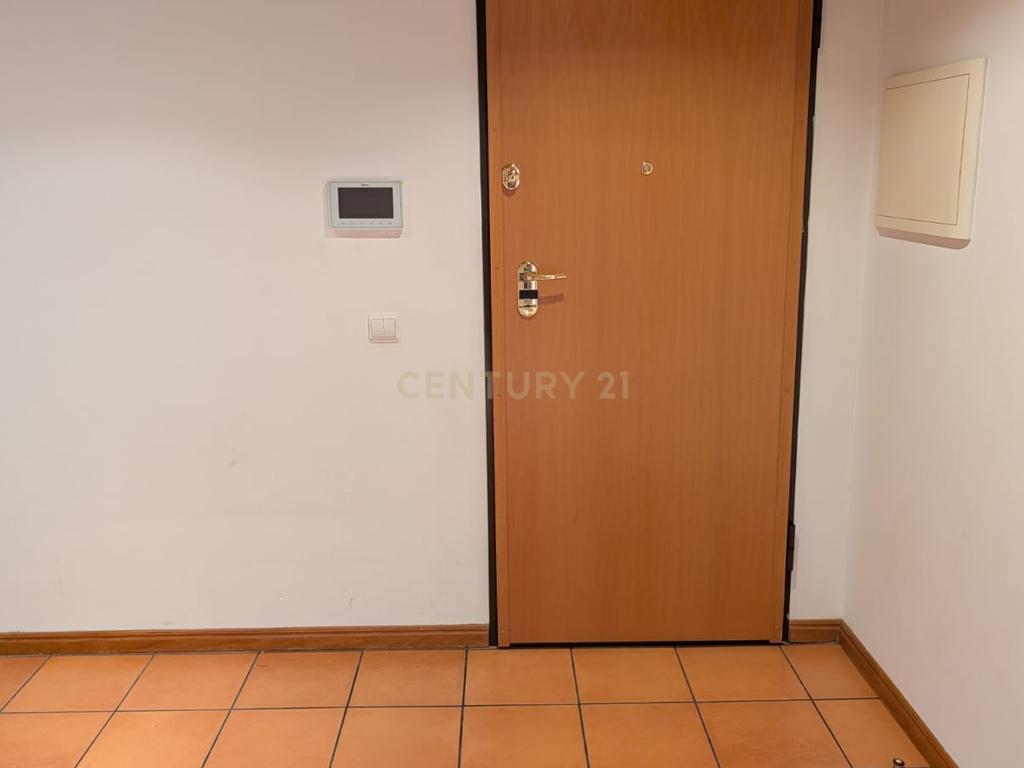 Apartamento T3 para Arrendar - Praceta Sertório Pereira, Amoreiras, Setúbal - Image 5