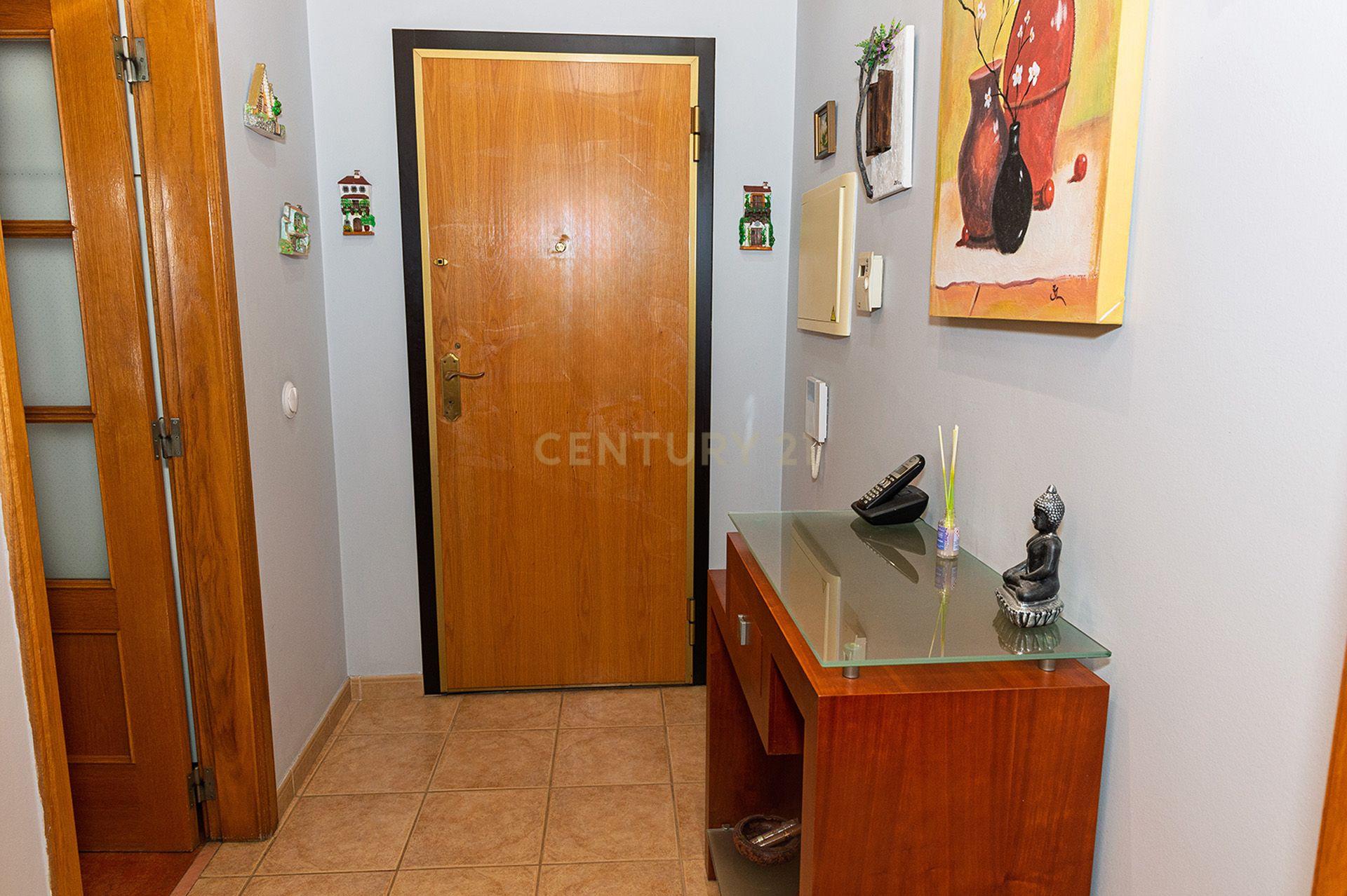 Apartamento T3 em Odivelas com Piscina e Estacionamento para 4 carros - Image 15