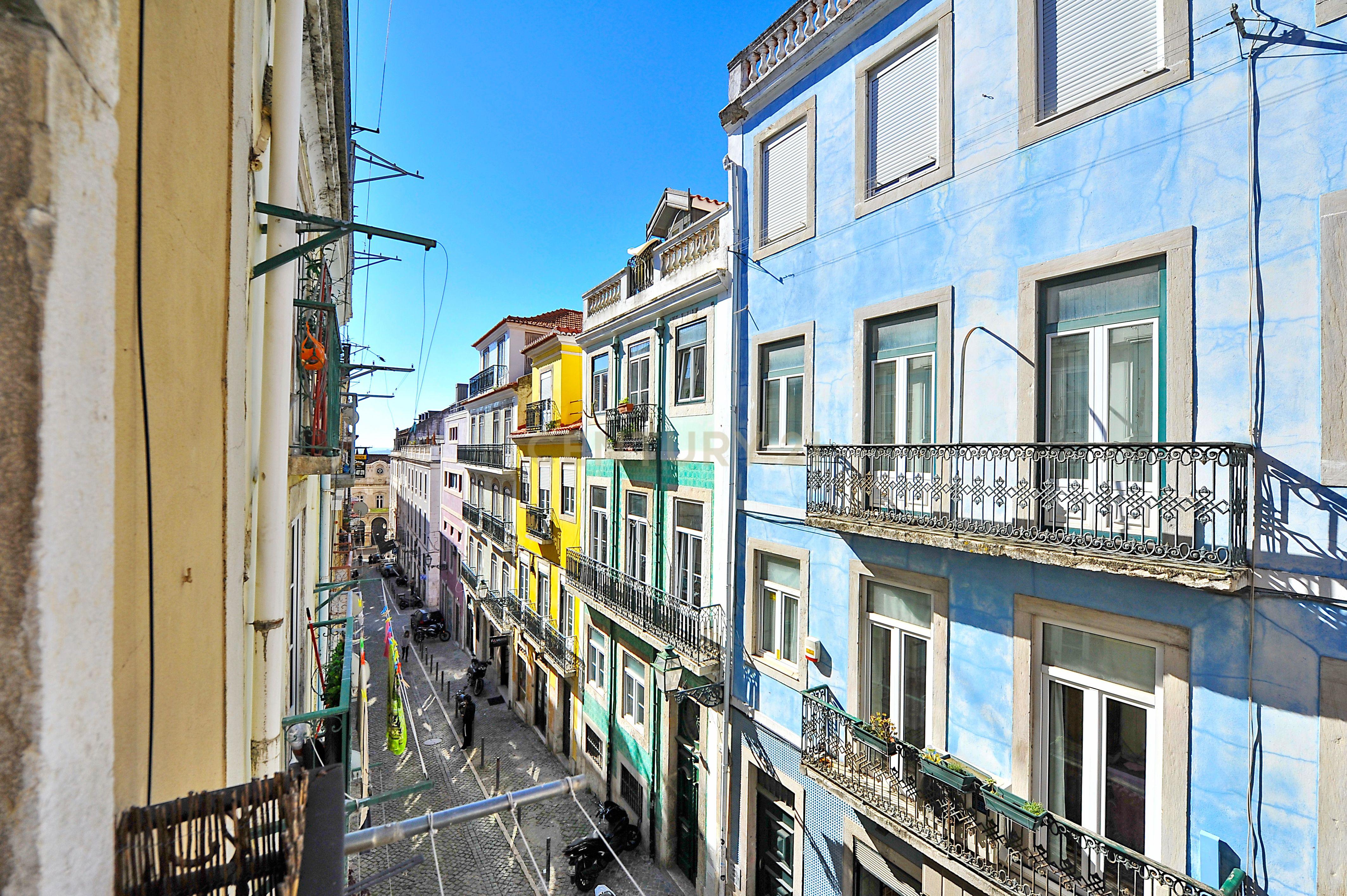 Prédio bem conservado na Rua Luz Soriano. Em Venda! - Image 23