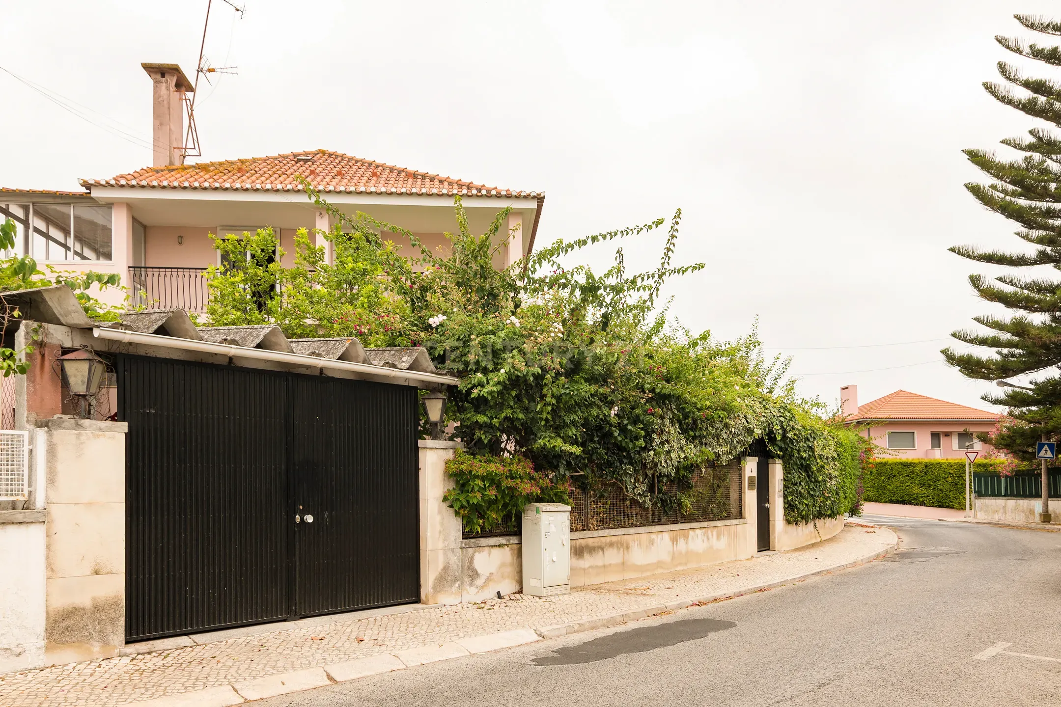 Moradia T3+2 para renovar em Alvalade, Lisboa. Em Venda! - Image 38