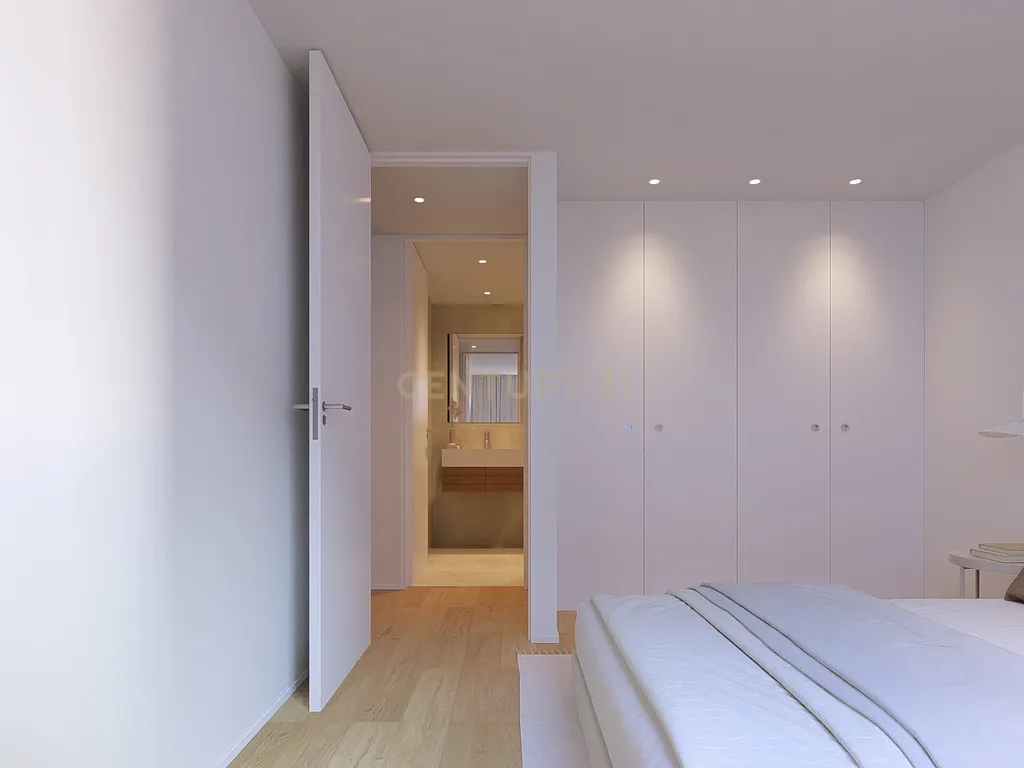Condomínio do Sobreiro | T1 com 70m2 em Matosinhos, Senhora da Hora, junto ao Metro - Image 13